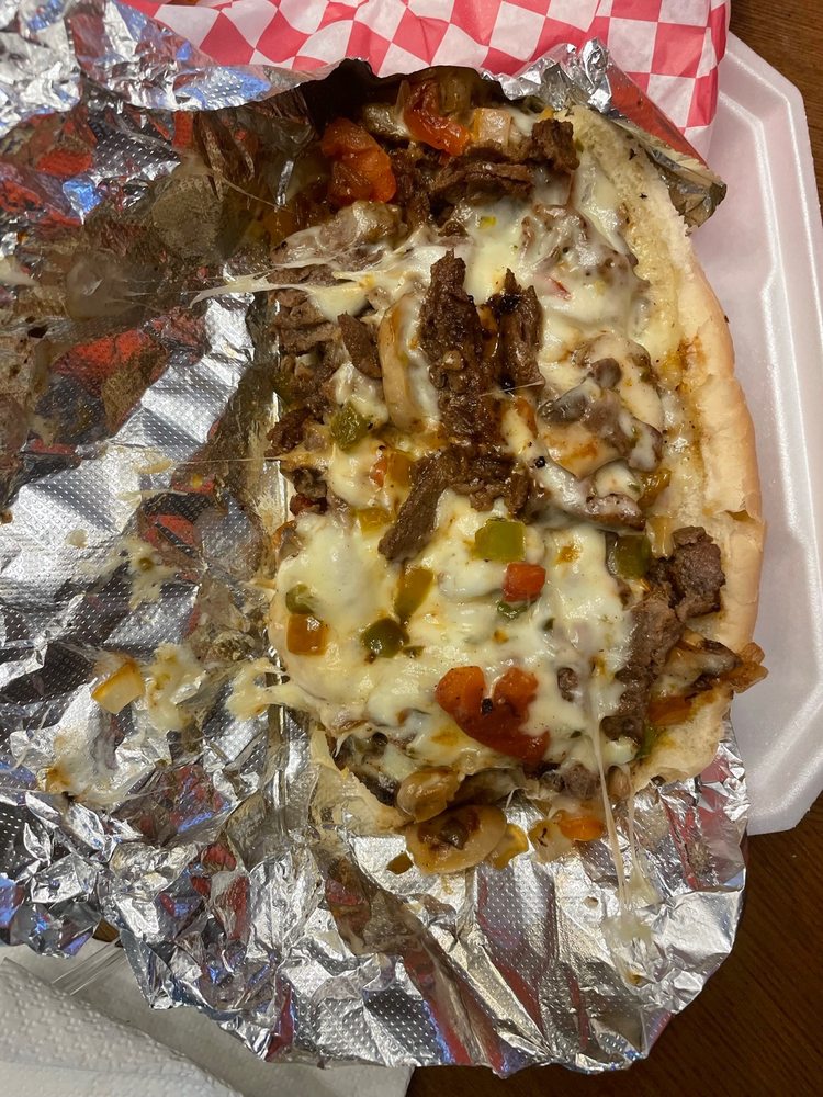 Food from Sarg's Philly Time