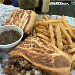 Beef 'O' Brady's - Garlic steak melt