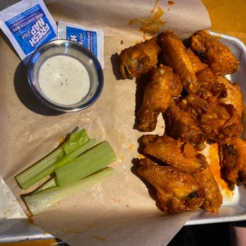 Twin Peaks - Traditional Wings (Classic Sauce) - Sports Bars Near Me - Florence, Kentucky Twin Peaks - Traditional Wings (Classic Sauce) - Sports Bars Near Me - Florence, Kentucky