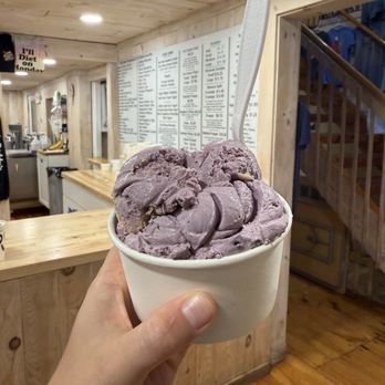 Big Daddy's - Maine Blueberry Pie - Ice Cream & Frozen Yogurt Near Me - Ogunquit, Maine Big Daddy's - Maine Blueberry Pie - Ice Cream & Frozen Yogurt Near Me - Ogunquit, Maine