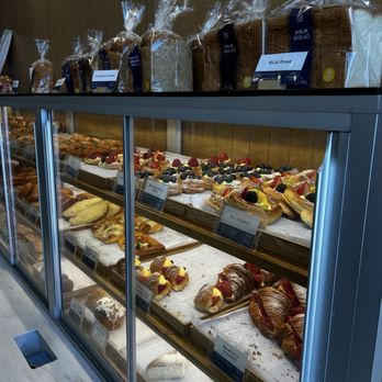 Paris Baguette - Bakeries Near Me - Manassas, Virginia