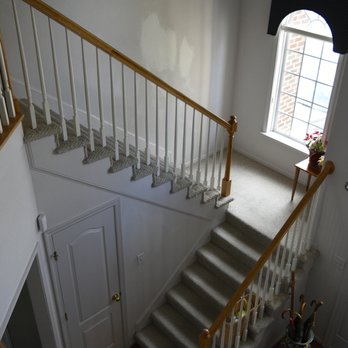 Southern Hardwood Floors - staircase leading to second floor - Flooring Near Me Southern Hardwood Floors - staircase leading to second floor - Flooring Near Me