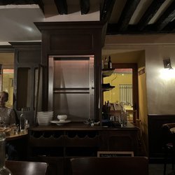 Ambiance.