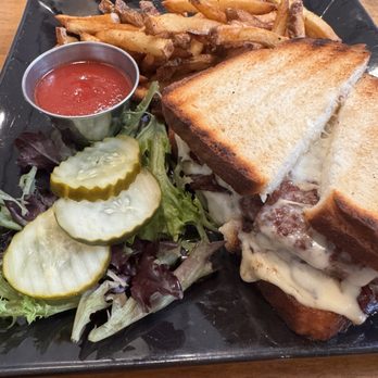 Archives Bar and Grill - Patty melt on white - Wine Bars Near Me - Burlington, Wisconsin