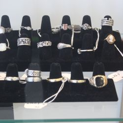 Kennesaw Pawn - Let's bling it up!
