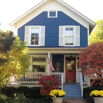 Signature Homes - Compass - Real Estate Services Near Me - Hinsdale, Illinois Signature Homes - Compass - Real Estate Services Near Me - Hinsdale, Illinois