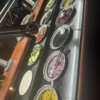 Thunder Bay Restaurant - American Near Me - Pewaukee, Wisconsin