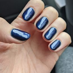 Midnight blue gel mani on a perfect file-down by Christine. Midnight blue gel mani on a perfect file-down by Christine.