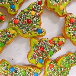 Donut Time - Christmas tree donut