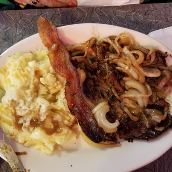 Red Arrow Diner - Blue Plate Special Liver, Onions, Bacon, Mashed Potatoes and Gravy! - Diners Near Me - Manchester, New Hampshire Red Arrow Diner - Blue Plate Special Liver, Onions, Bacon, Mashed Potatoes and Gravy! - Diners Near Me - Manchester, New Hampshire
