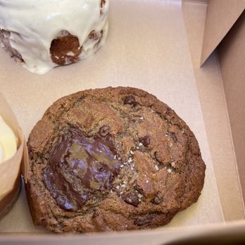 Salted Butter - Chocolate chip cookie - Desserts Near Me - Pasadena, California Salted Butter - Chocolate chip cookie - Desserts Near Me - Pasadena, California