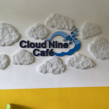 Cloud Nine Cafe Hawaii - Desserts Near Me - Honolulu, Hawaii