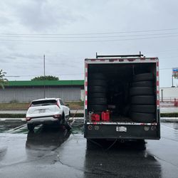 Mobile Grand Tires