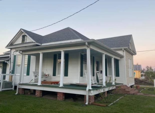 Slide of Fresh Start Roofing