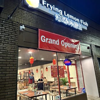 Frying Lemon Fish - Exterior - Seafood Near Me - Everett, Washington