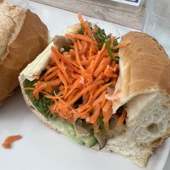 Bun & Mi - Asian Fusion Near Me - Santa Monica, California