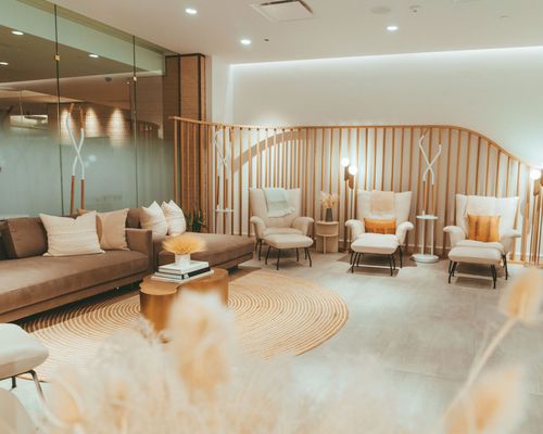 Clean Market IV Drip Lounge by null