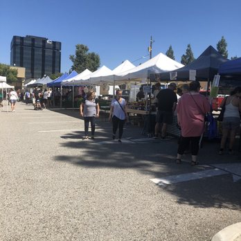 Burbank Farmers Market - More booths - Farmers Market Near Me - Burbank, California