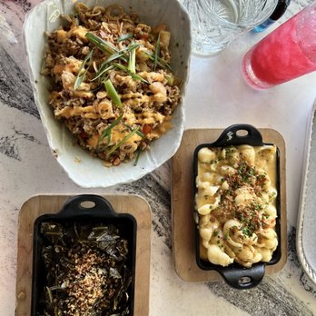 Lucky Shuck - Dirty rice, Mac n cheese, collard greens - Seafood Near Me - Jupiter, Florida Lucky Shuck - Dirty rice, Mac n cheese, collard greens - Seafood Near Me - Jupiter, Florida