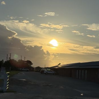 Okeechobee KOA - The sun rising in the morning - RV Parks Near Me - Okeechobee, Florida