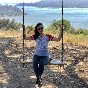 Hippie Tree - 09/03/2018: That awesome view - Hiking Near Me - Tiburon, California