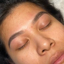Raiz beauty - Eyebrow Wax+Tint