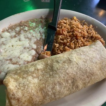 Los Toros Mexican Restaurant - All Chicken Burrito - Mexican Near Me - Chatsworth, California Los Toros Mexican Restaurant - All Chicken Burrito - Mexican Near Me - Chatsworth, California