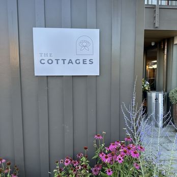 The Cottages Hotel  - Hotels Near Me - Menlo Park, California