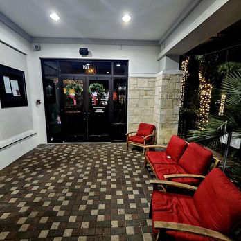 SoNapa Grille - Entrance and waiting area - Bars Near Me - Jacksonville Beach, Florida
