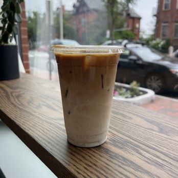Twinflower Café - large maine maple vanilla latte (seasonal) - Sandwiches Near Me - Portland, Maine Twinflower Café - large maine maple vanilla latte (seasonal) - Sandwiches Near Me - Portland, Maine