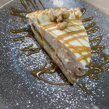 Moku Kitchen - Banana cream pie - Cocktail Bars Near Me - Honolulu, Hawaii Moku Kitchen - Banana cream pie - Cocktail Bars Near Me - Honolulu, Hawaii