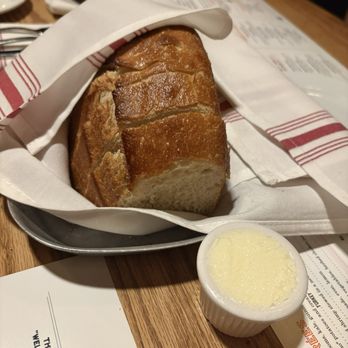 Tam O'Shanter - Bread and butter to start - Gastropubs Near Me - Los Angeles, California Tam O'Shanter - Bread and butter to start - Gastropubs Near Me - Los Angeles, California