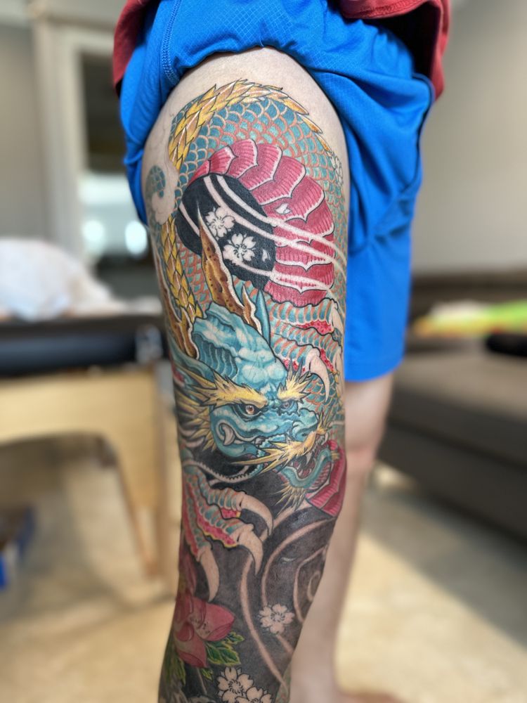 3 Red Stripes Tattoo Logo