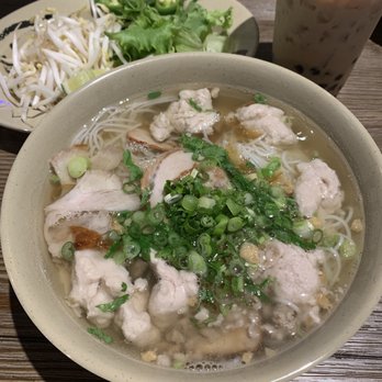 Cafe Uyen - Bun moc and black milk tea with boba! - Juice Bars & Smoothies Near Me - Yukon, Oklahoma