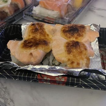 SushiStop Studio City - Baked salmon - Sushi Bars Near Me - Los Angeles, California