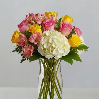 Scarlett's Flowers & Gifts - Website picture. - Florists Near Me - Bradenton, Florida