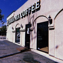 Tierra Mia Coffee - Outside