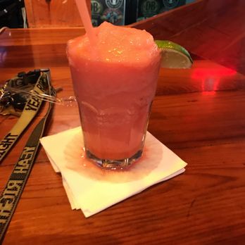 Hooters - Margarita - Sports Bars Near Me - Burlington, North Carolina