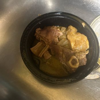 Accra - My food was left on the floor n a apartment building by my door never ring the bell all the juice spilled n the bag very unsatisfied - African Near Me - Bronx, New York