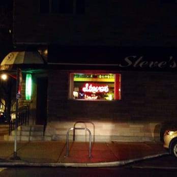 Steve's Lounge - Outdoor shot - Caterers Near Me - Chicago, Illinois