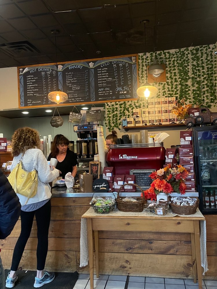 RED BARN COFFEE ROASTERS 31 Photos & 28 Reviews 17 South St