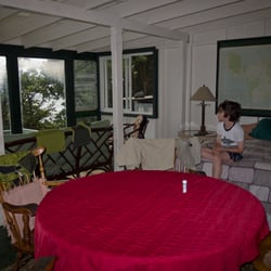 Hale Hana Bay - Hana Hale Bay's living area with ocean view (#1)