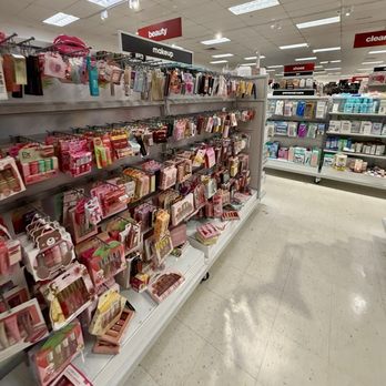TJ Maxx - Cosmetic section - Department Stores Near Me - Cranberry Twp, Pennsylvania TJ Maxx - Cosmetic section - Department Stores Near Me - Cranberry Twp, Pennsylvania