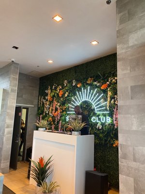 Sunset Club | Rooftop Restaurant & Lounge by null