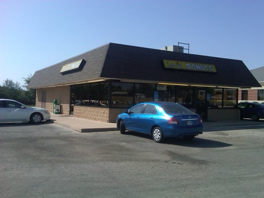 Jack N Jill Donut Shop by null