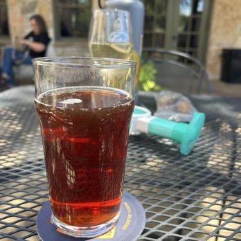Lone Man Mountain Brewing - Breweries Near Me - Driftwood, Texas