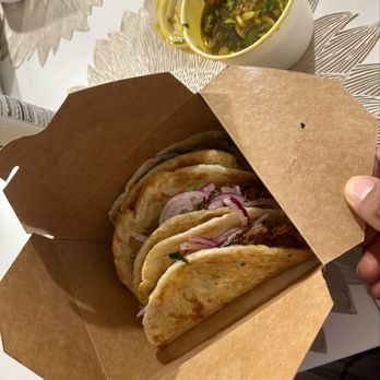 Phowheels - Food Trucks Near Me - Burtonsville, Maryland