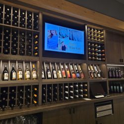 Cooper’s Hawk Winery & Restaurant