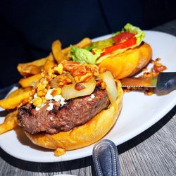 Rosie's Bar & Grill - Close-Up Georgia Bleu Burger!