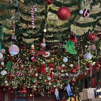 Andolini's Pizzeria Broken Arrow - Christmas Ceiling Decorations - Pizza Near Me - Broken Arrow, Oklahoma Andolini's Pizzeria Broken Arrow - Christmas Ceiling Decorations - Pizza Near Me - Broken Arrow, Oklahoma